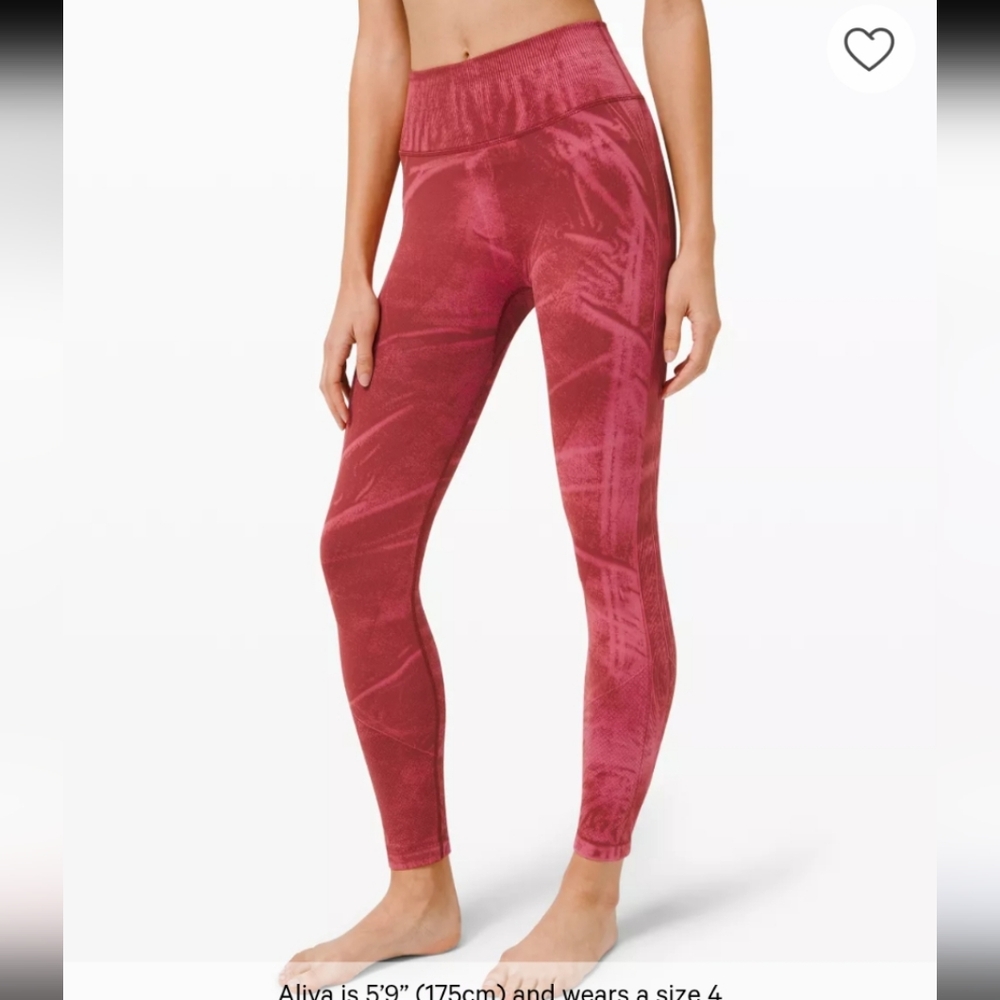 Lululemon Ebb to Street Tight Wash Stone Wash Chianti size 6
